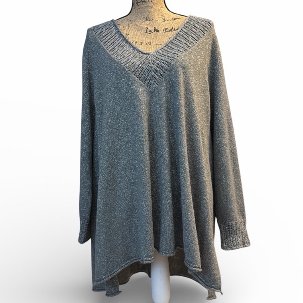 Soft V-Neck Long Sleeve Sweater - Gray